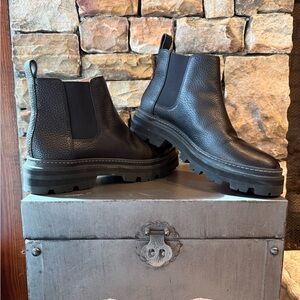 Madewell Paulette Black Textured Leather Boots - 7.5